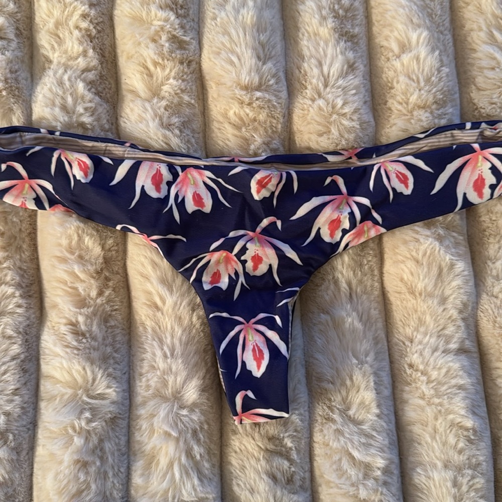 Acacia RARE bottoms